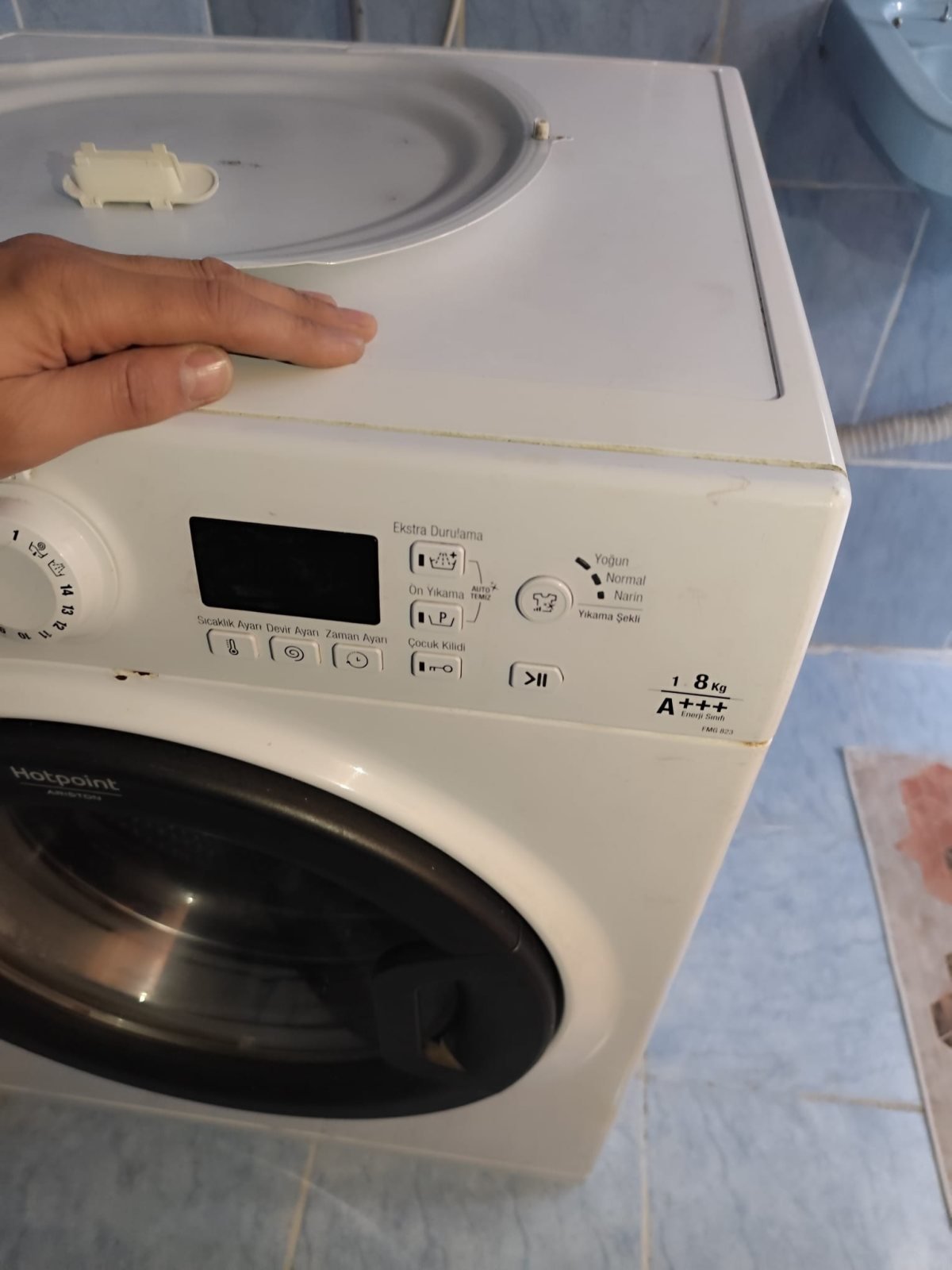Hotpoint Ariston çamaşır makinesi yerinde tamir